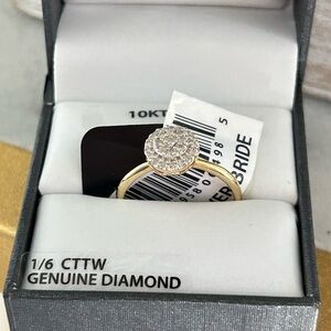 10k Yellow Gold Pave Round  Ring with Diamond